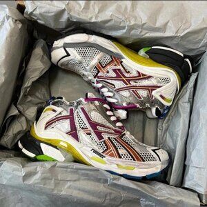 Balenciaga runner